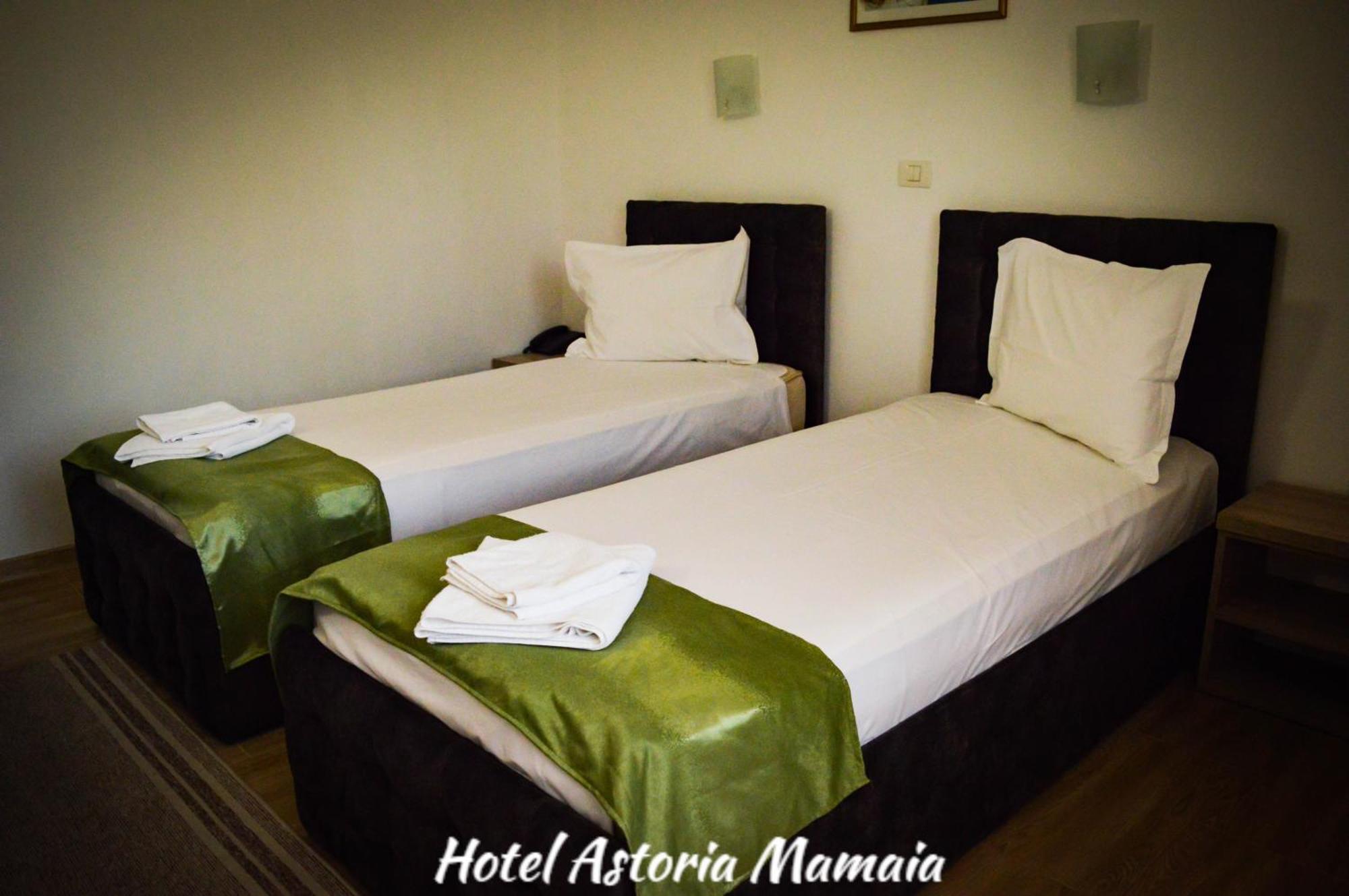 Hotel Astoria Мамая Екстериор снимка