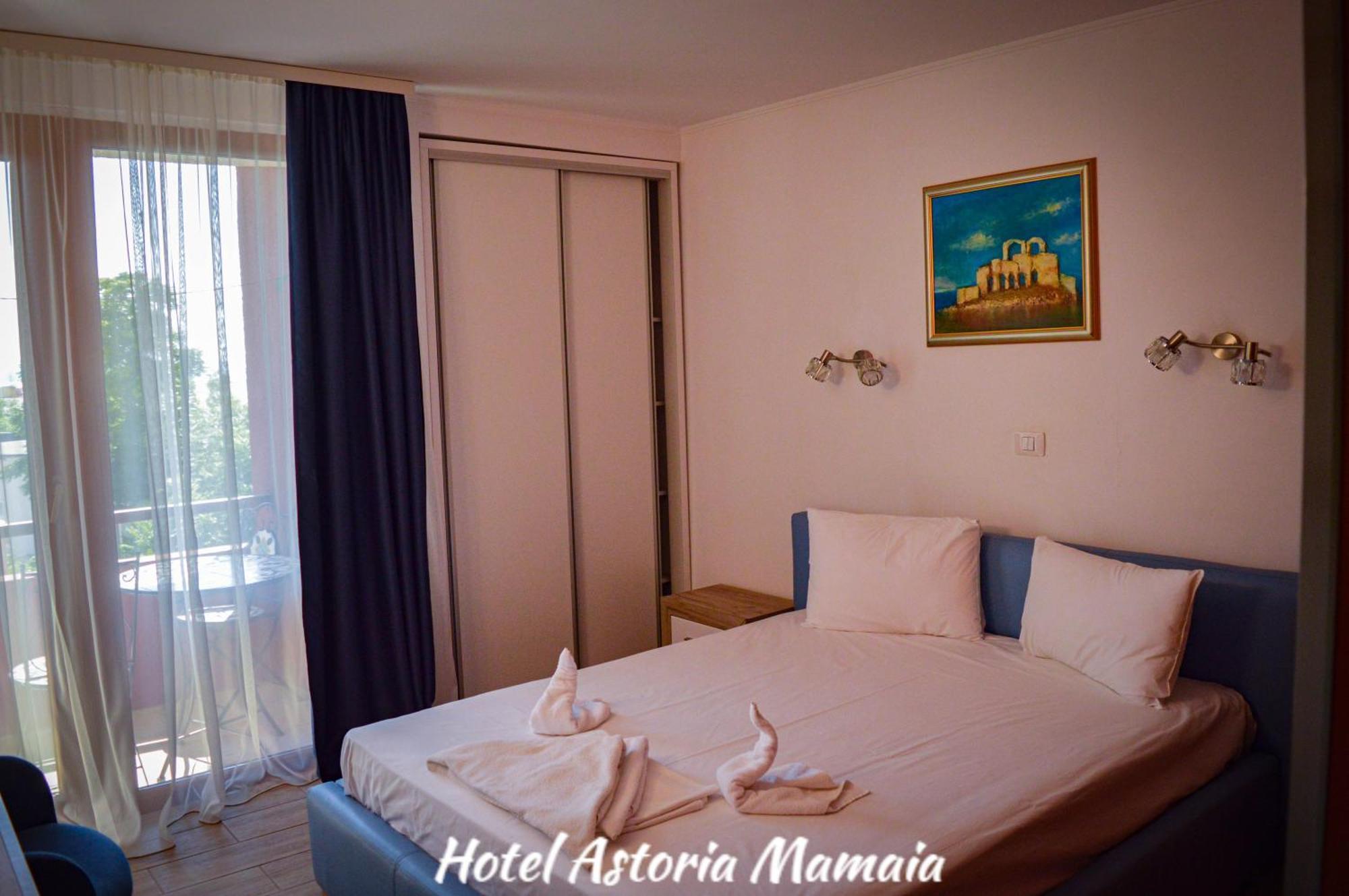 Hotel Astoria Мамая Екстериор снимка