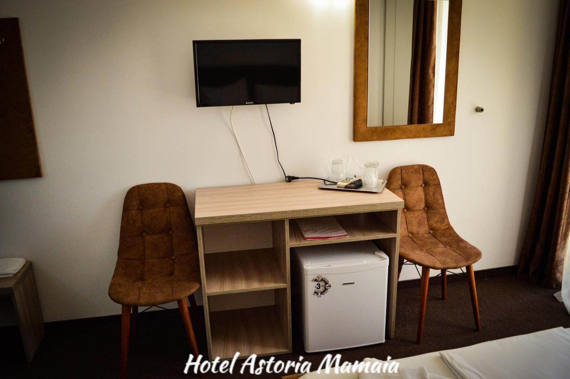 Hotel Astoria Мамая Екстериор снимка
