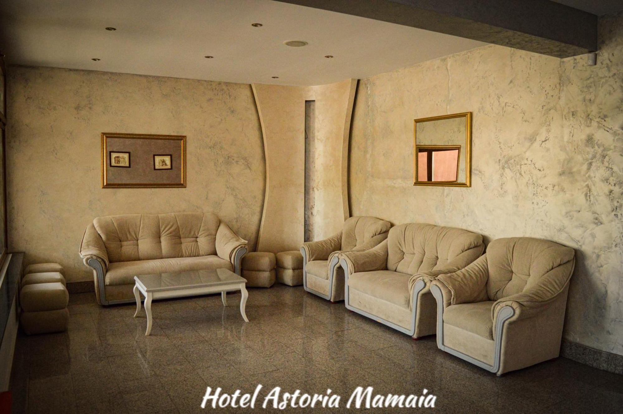 Hotel Astoria Мамая Екстериор снимка