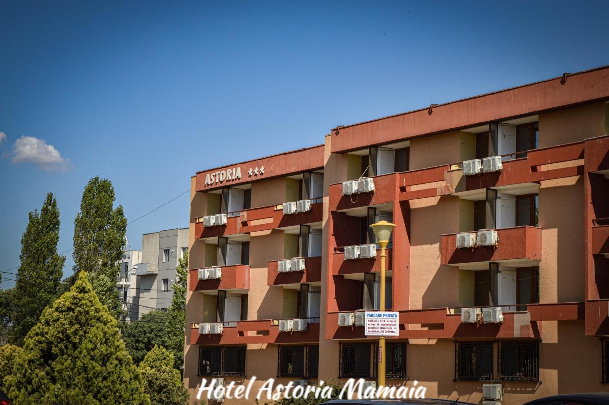 Hotel Astoria Мамая Екстериор снимка