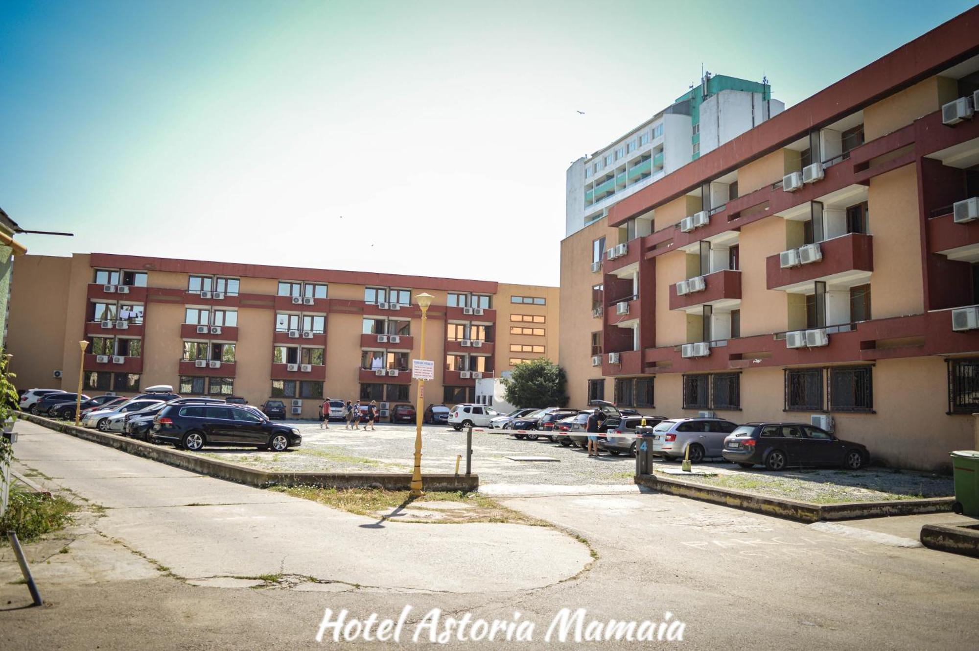 Hotel Astoria Мамая Екстериор снимка