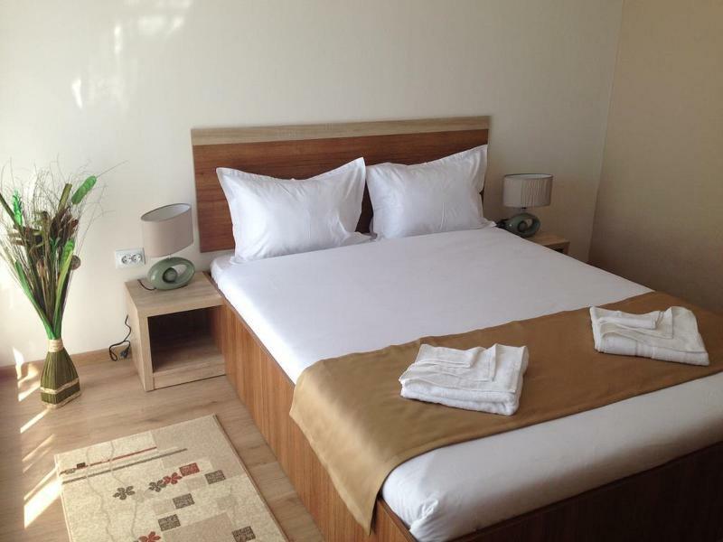 Hotel Astoria Мамая Екстериор снимка